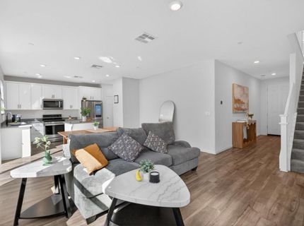 8866 Sheldon Terrace Ln, Elk Grove, CA 95758 Photo