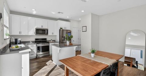 8866 Sheldon Terrace Ln, Elk Grove, CA 95758 Photo