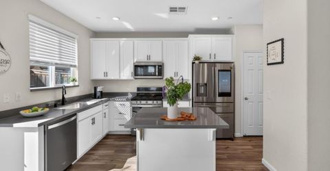 8866 Sheldon Terrace Ln, Elk Grove, CA 95758 Photo