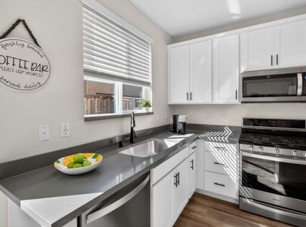 8866 Sheldon Terrace Ln, Elk Grove, CA 95758 Photo