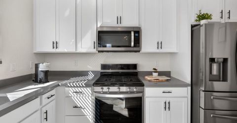 8866 Sheldon Terrace Ln, Elk Grove, CA 95758 Photo