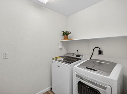 8866 Sheldon Terrace Ln, Elk Grove, CA 95758 Photo