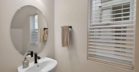 8866 Sheldon Terrace Ln, Elk Grove, CA 95758 Photo