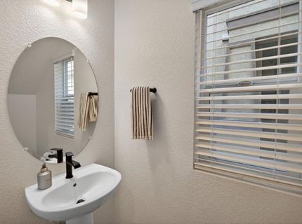 8866 Sheldon Terrace Ln, Elk Grove, CA 95758 Photo