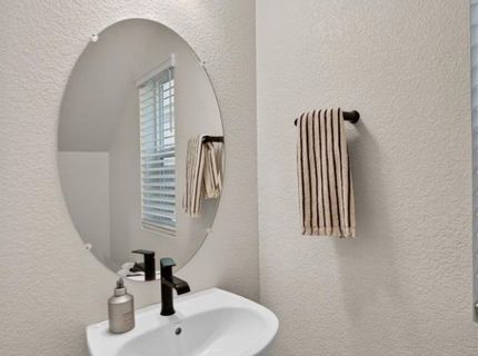 8866 Sheldon Terrace Ln, Elk Grove, CA 95758 Photo