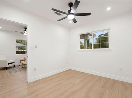 1933 1st Ave, Sacramento, CA 95818 Photo