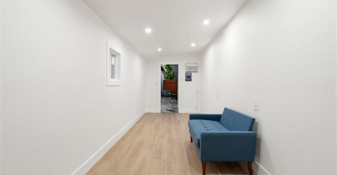 1933 1st Ave, Sacramento, CA 95818 Photo