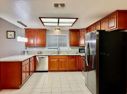 3345 Hanks St, Sacramento, CA 95827 Photo