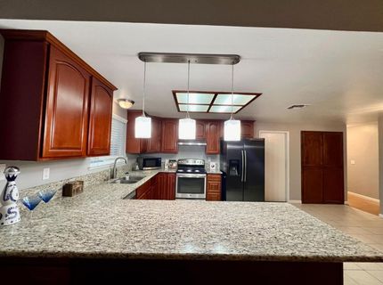 3345 Hanks St, Sacramento, CA 95827 Photo