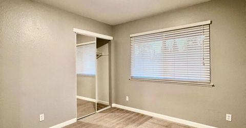 3345 Hanks St, Sacramento, CA 95827 Photo