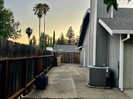 3345 Hanks St, Sacramento, CA 95827 Photo