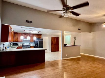 3345 Hanks St, Sacramento, CA 95827 Photo