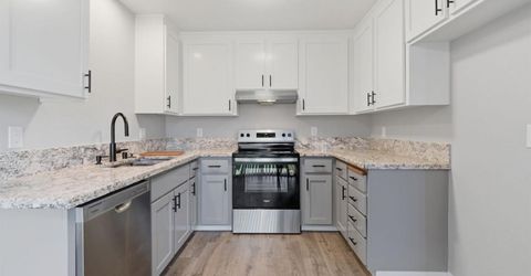 2828 Homewood Dr #13, Unit 13, Stockton, CA 95210 Photo