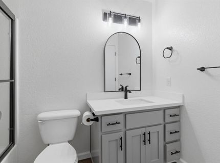 2828 Homewood Dr #13, Unit 13, Stockton, CA 95210 Photo