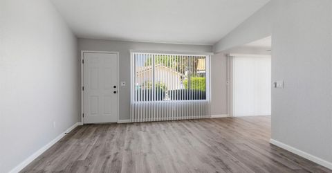 2828 Homewood Dr #13, Unit 13, Stockton, CA 95210 Photo