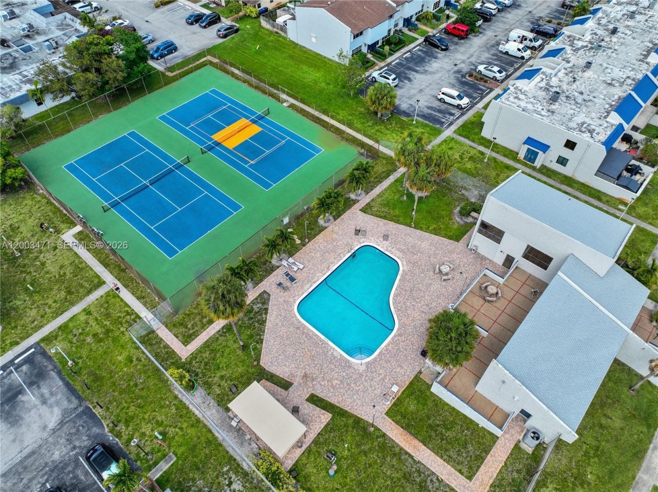 2548 N 38th Ave , Unit C-23, Hollywood, FL 33021 Photo