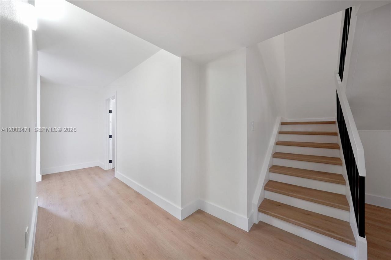 2548 N 38th Ave , Unit C-23, Hollywood, FL 33021 Photo