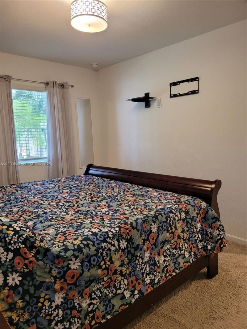 1015 SE 24th Ter , Homestead, FL 33035 Photo