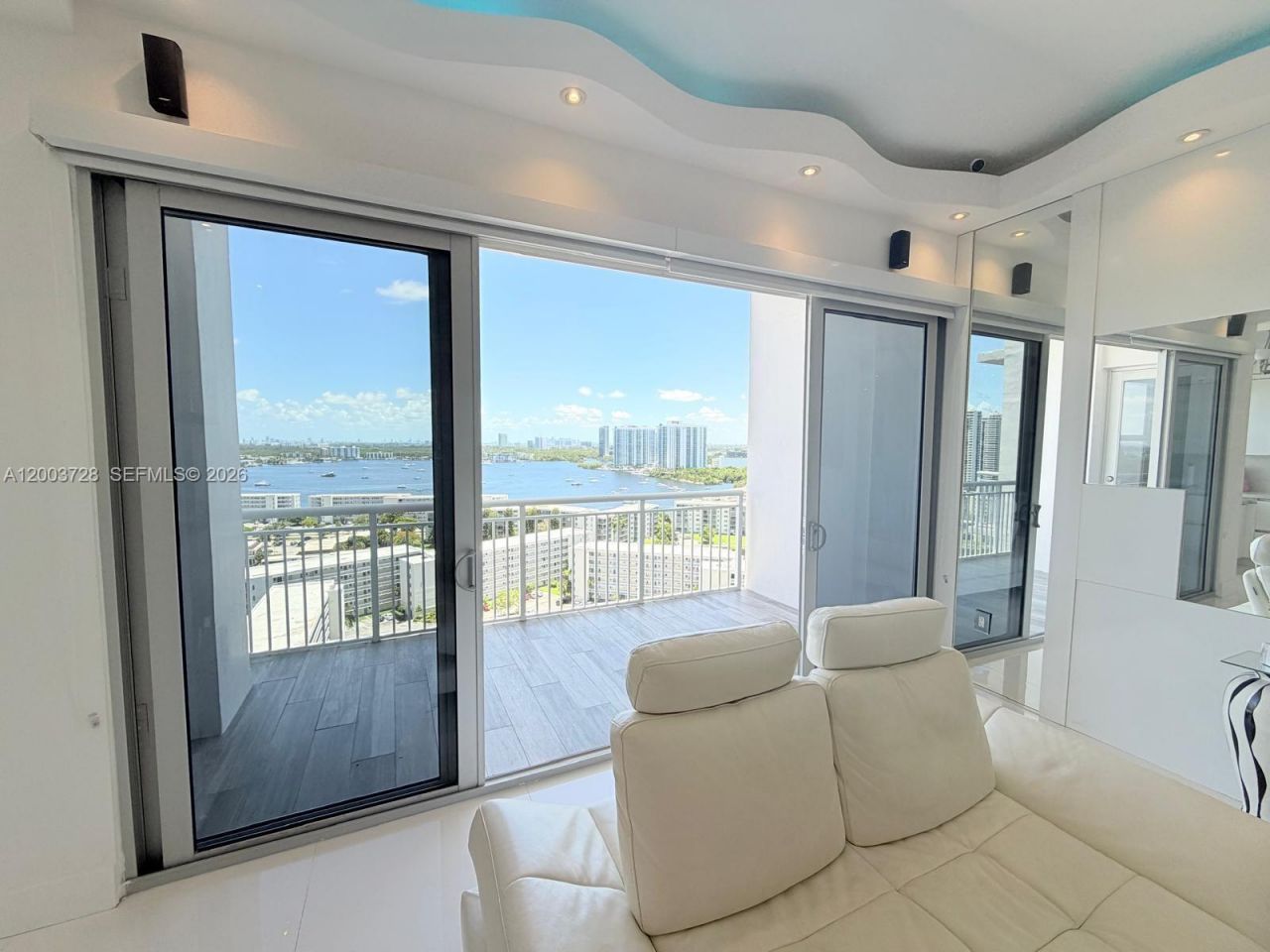 18041 Biscayne Blvd, Unit PH01, Aventura, FL 33160 Photo