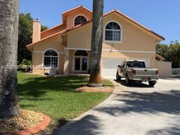 11650 NW 17th Ct, Plantation, FL 33323