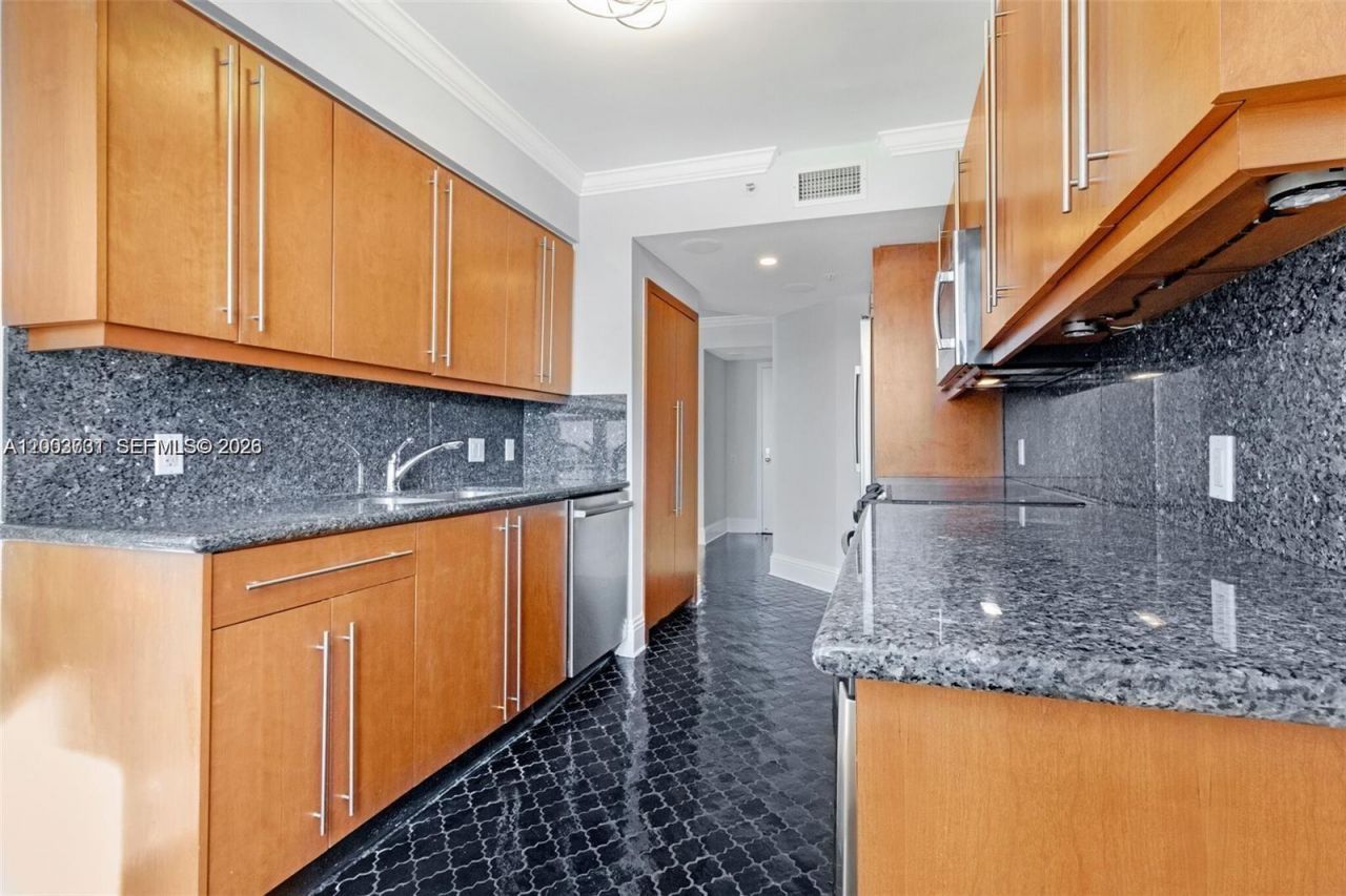 701 Brickell Key Blvd, Unit 2103, Miami, FL 33131 Photo