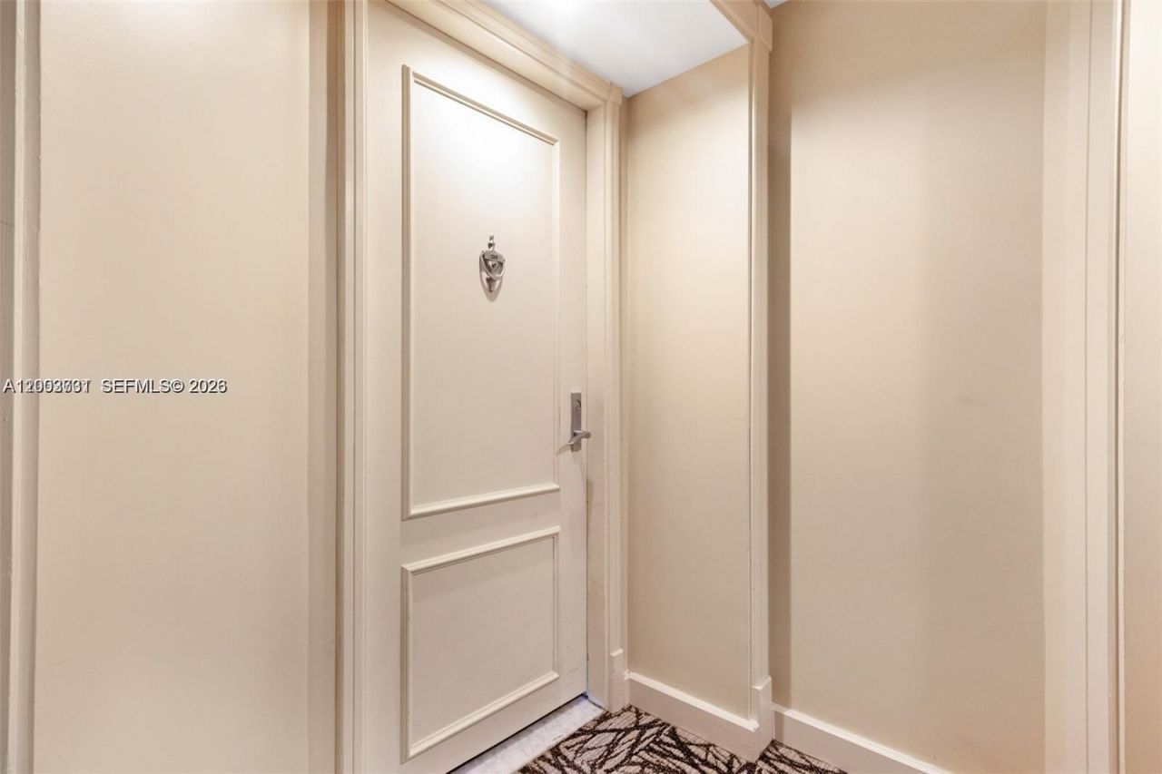 701 Brickell Key Blvd , Unit 2103, Miami, FL 33131 Photo