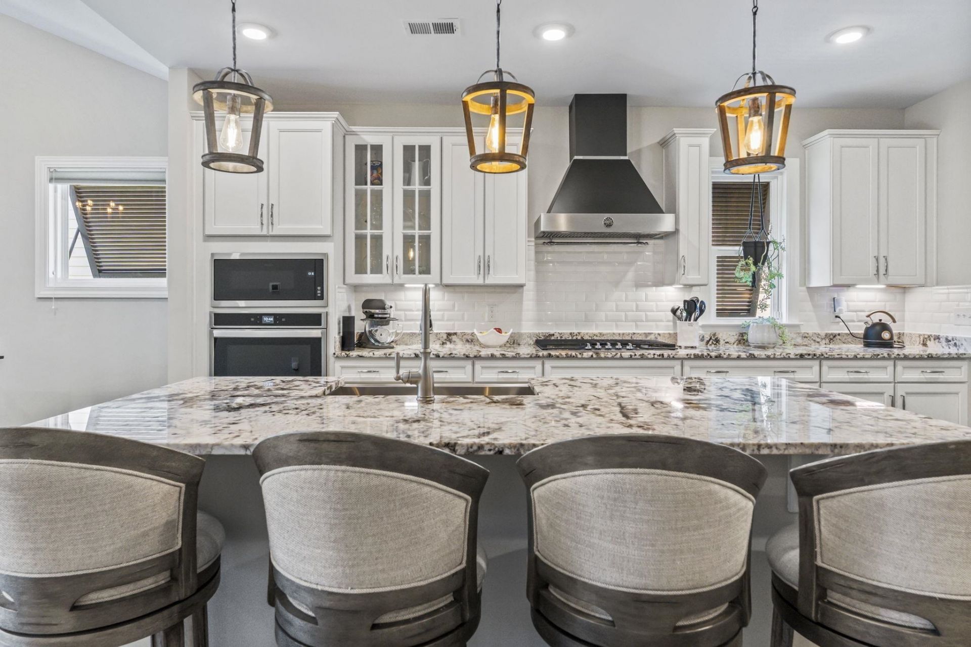 1037 Safe Haven Dr. Photo 10