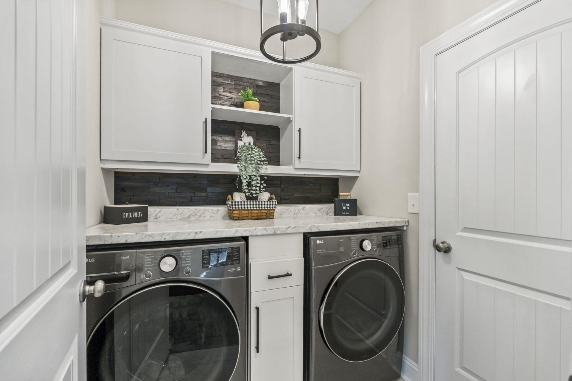 1037 Safe Haven Dr. Photo 30