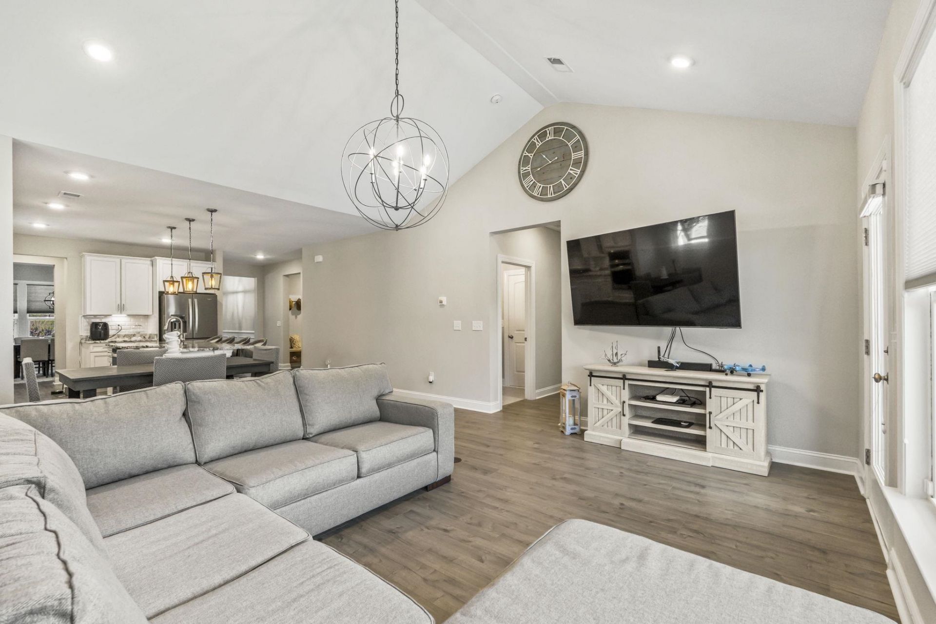 1037 Safe Haven Dr. Photo 35