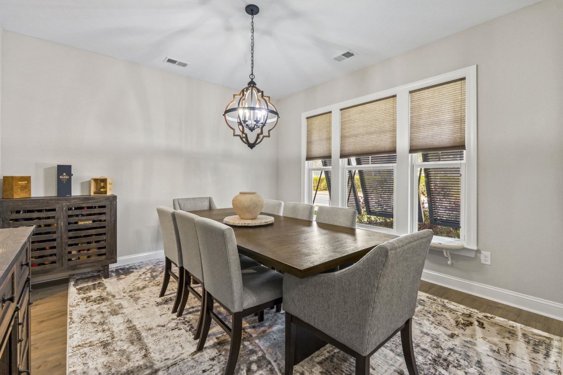 1037 Safe Haven Dr. Photo 4