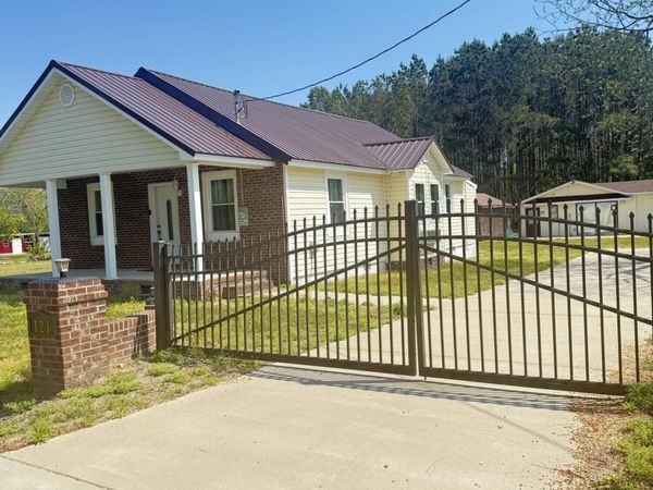 121 Storey Road, Unit # B, Murfreesboro, NC 27855