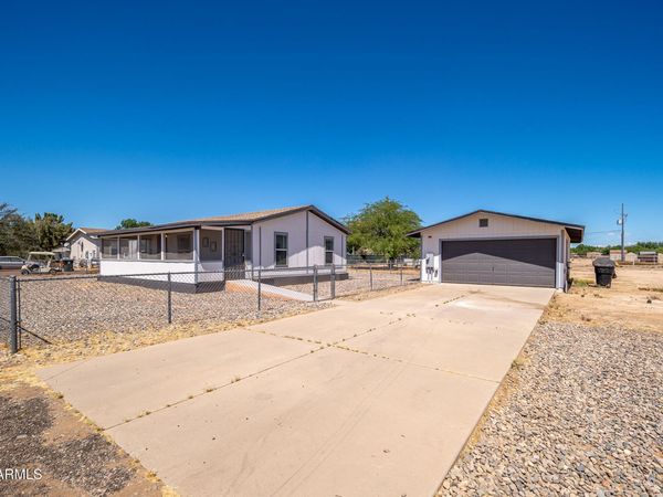 16208 W VISTA Avenue, Litchfield Park, AZ 85340