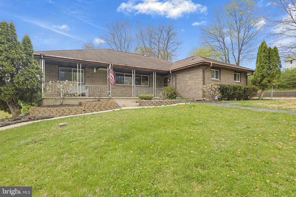 7 Ardmore Avenue , Tamaqua, PA 18252 Main Photo