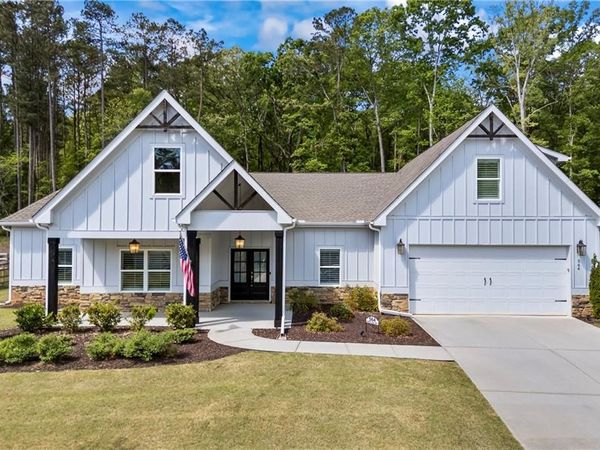 564 White Oak Way, Monroe, GA 30655