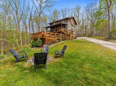 2150 Echo Lake Lane, Morgantown, IN 46160