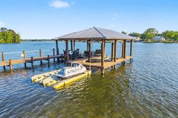 1537 Litzler Drive photo 4