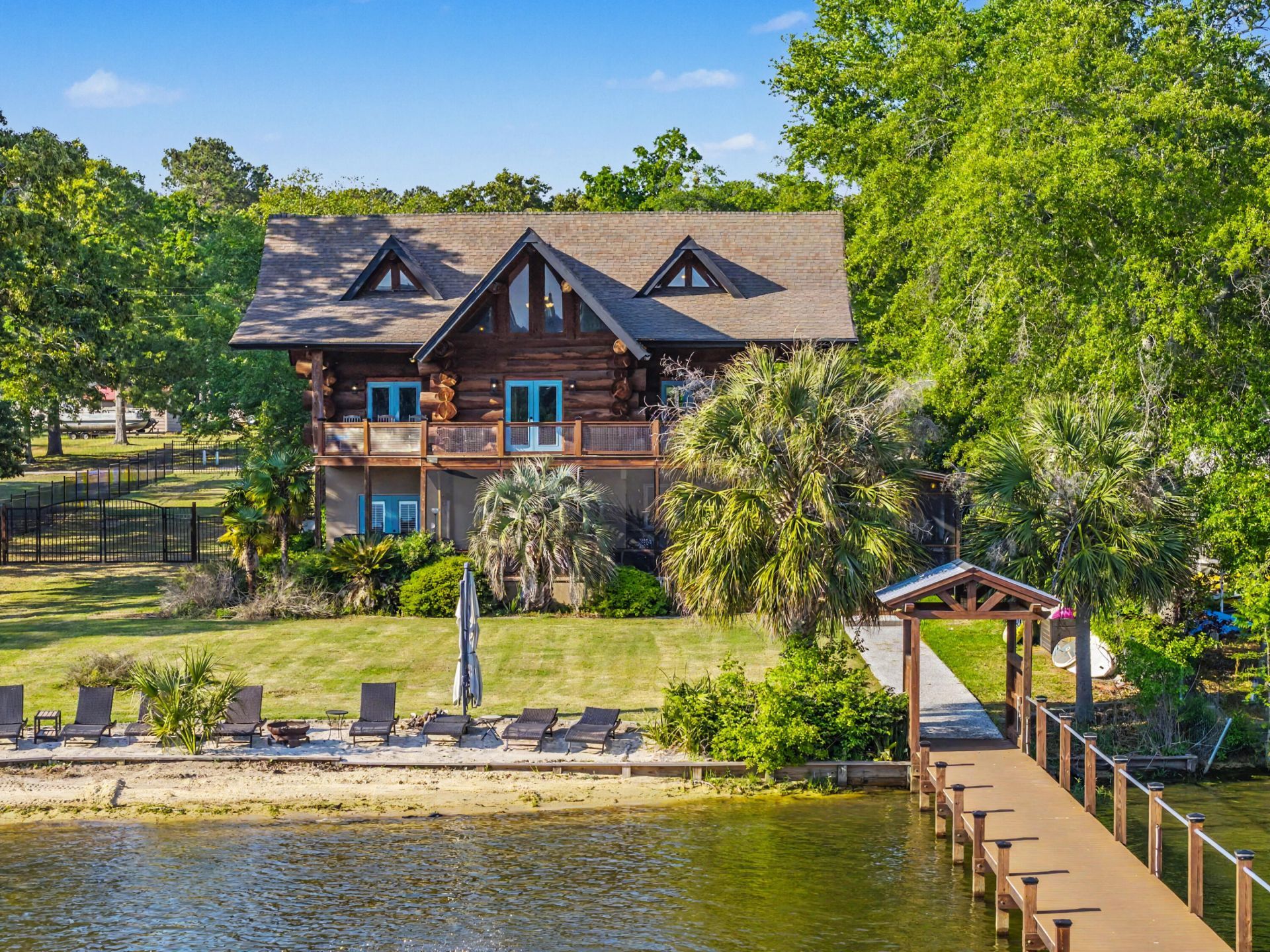 1537 Litzler Drive Photo 5