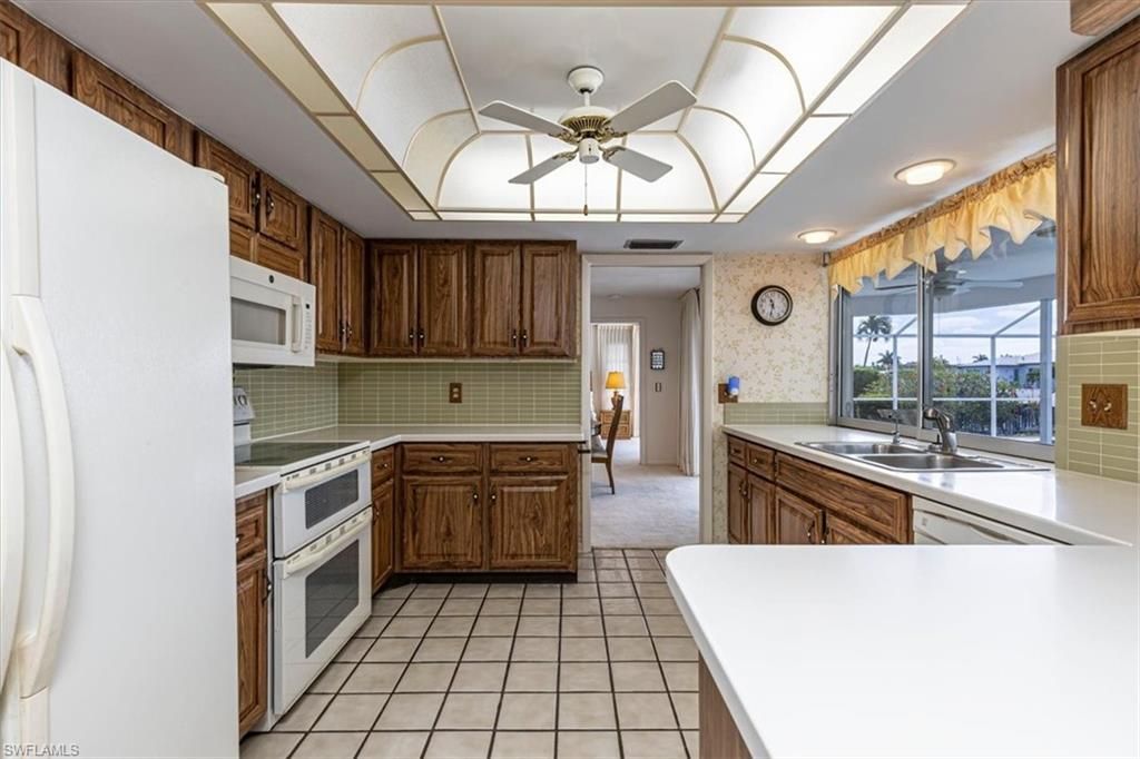 9841 Cypress Lake Dr, Fort Myers, FL 33919 Photo