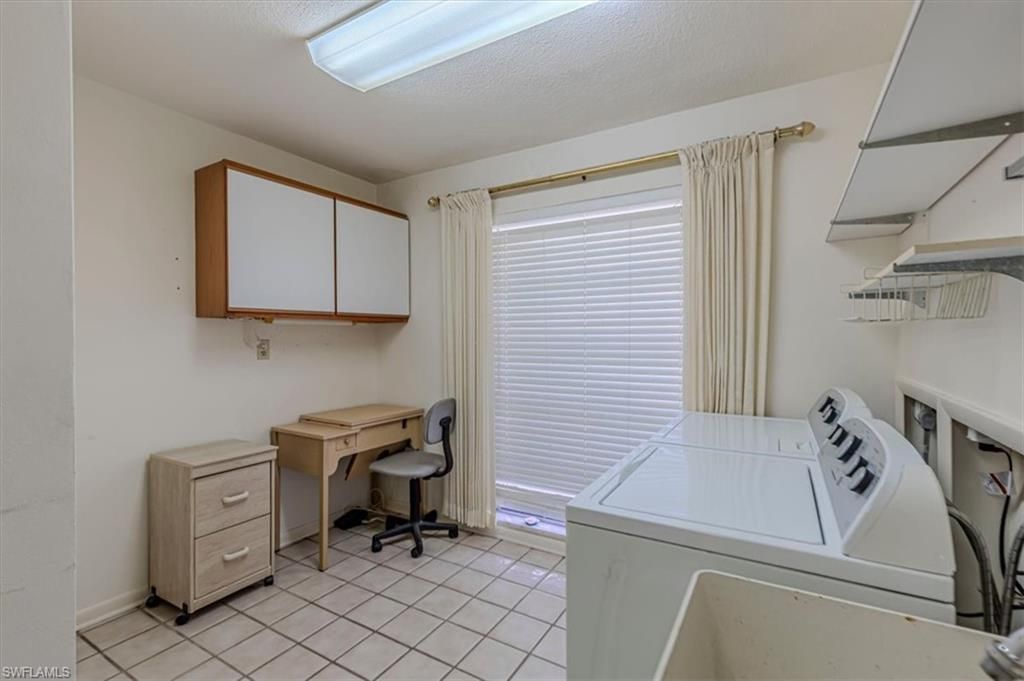 9841 Cypress Lake Dr, Fort Myers, FL 33919 Photo