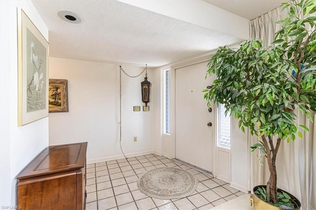 9841 Cypress Lake Dr, Fort Myers, FL 33919 Photo
