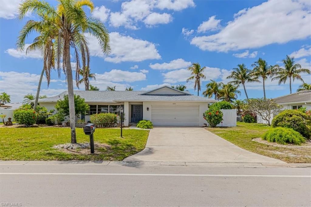 9841 Cypress Lake Dr, Fort Myers, FL 33919 Photo