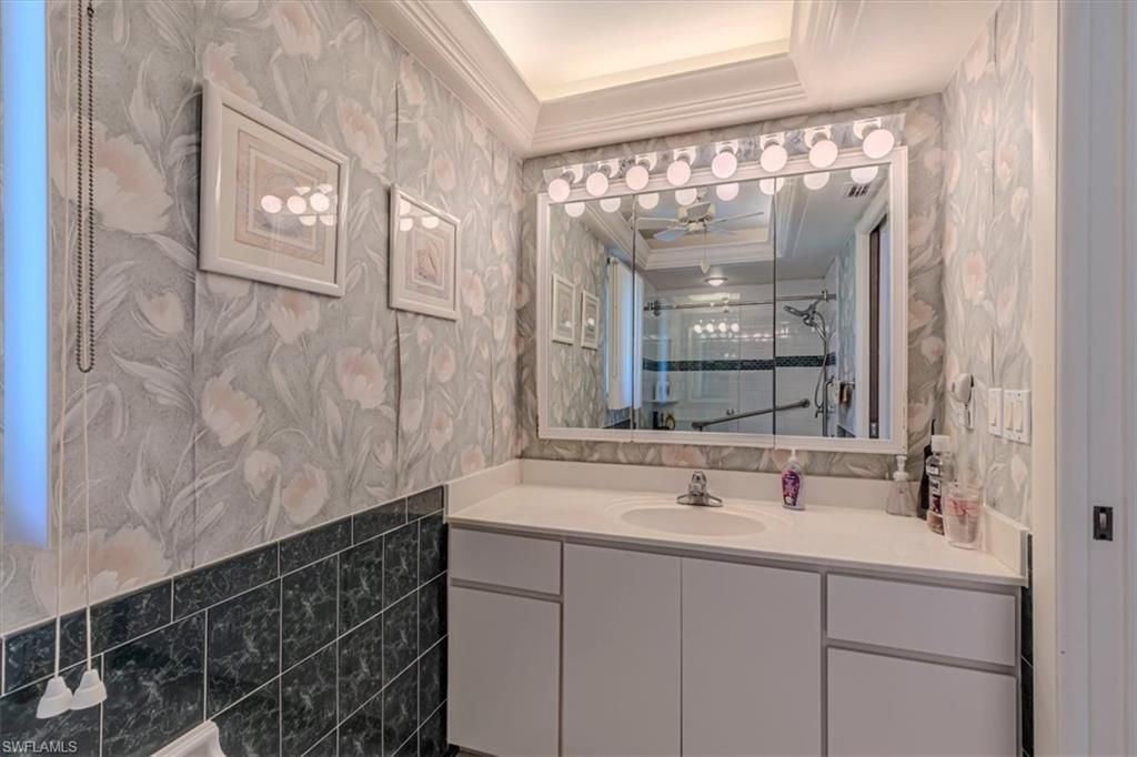 9841 Cypress Lake Dr, Fort Myers, FL 33919 Photo