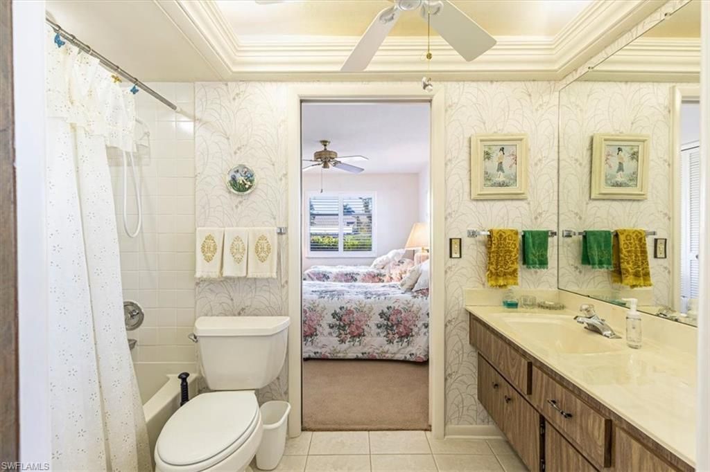 9841 Cypress Lake Dr, Fort Myers, FL 33919 Photo