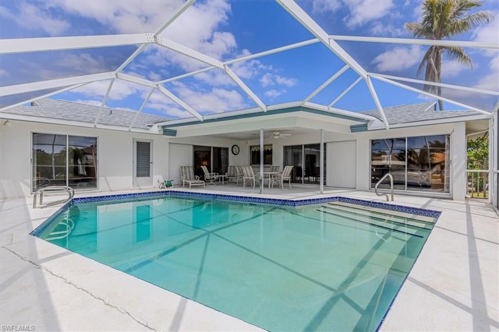 9841 Cypress Lake Dr, Fort Myers, FL 33919 Photo