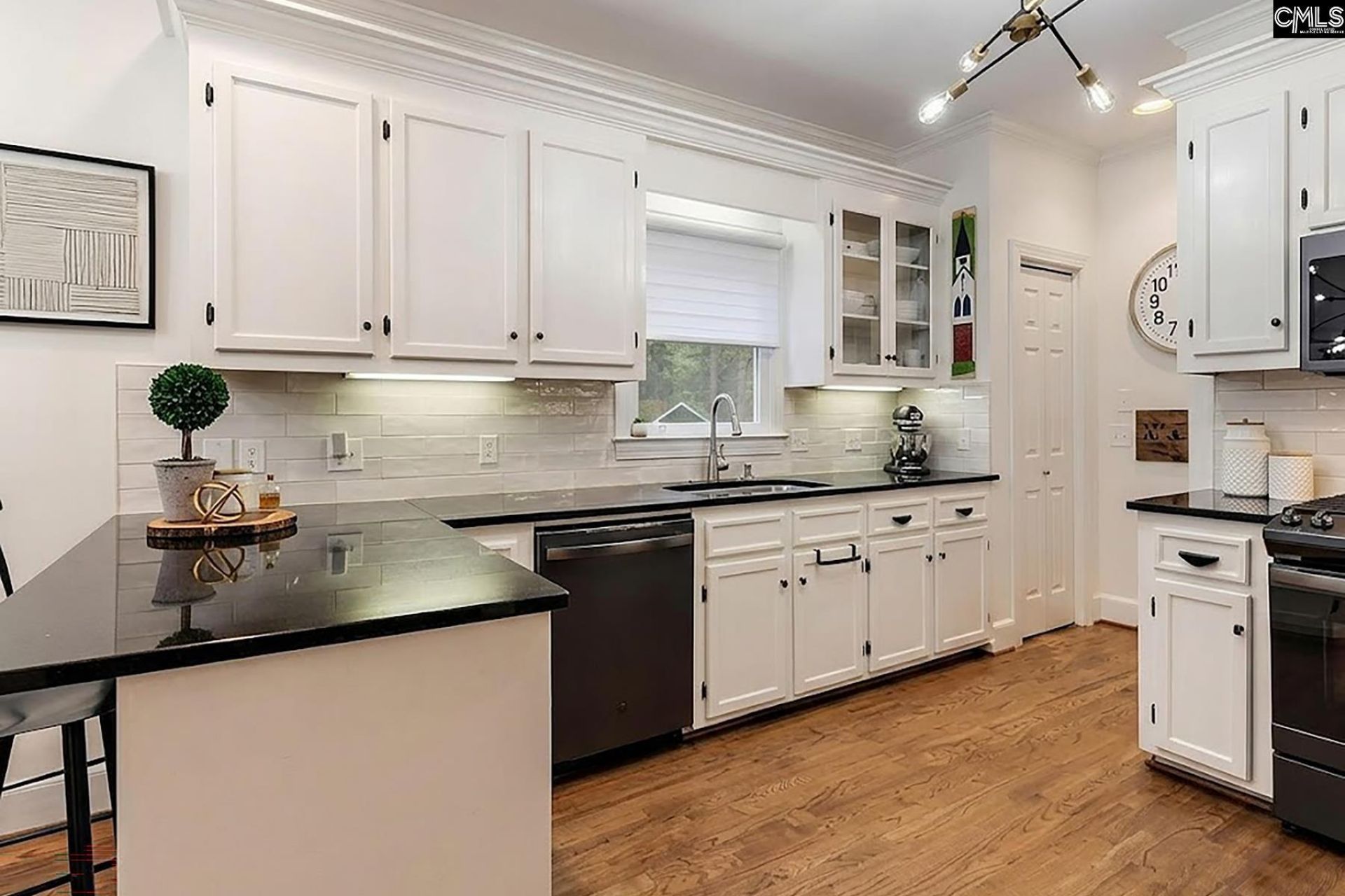 103 Wigfall Court  Photo 8