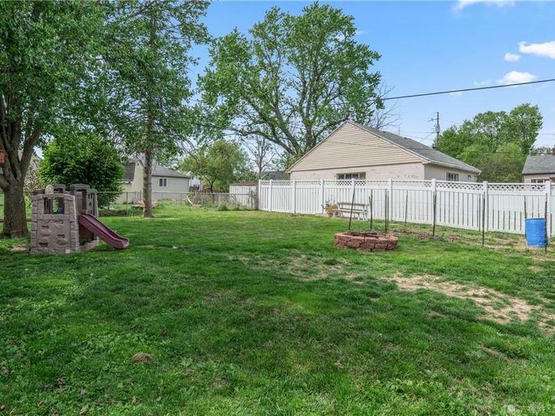 1611 Horlacher Avenue, Kettering, OH 45420 Photo 19