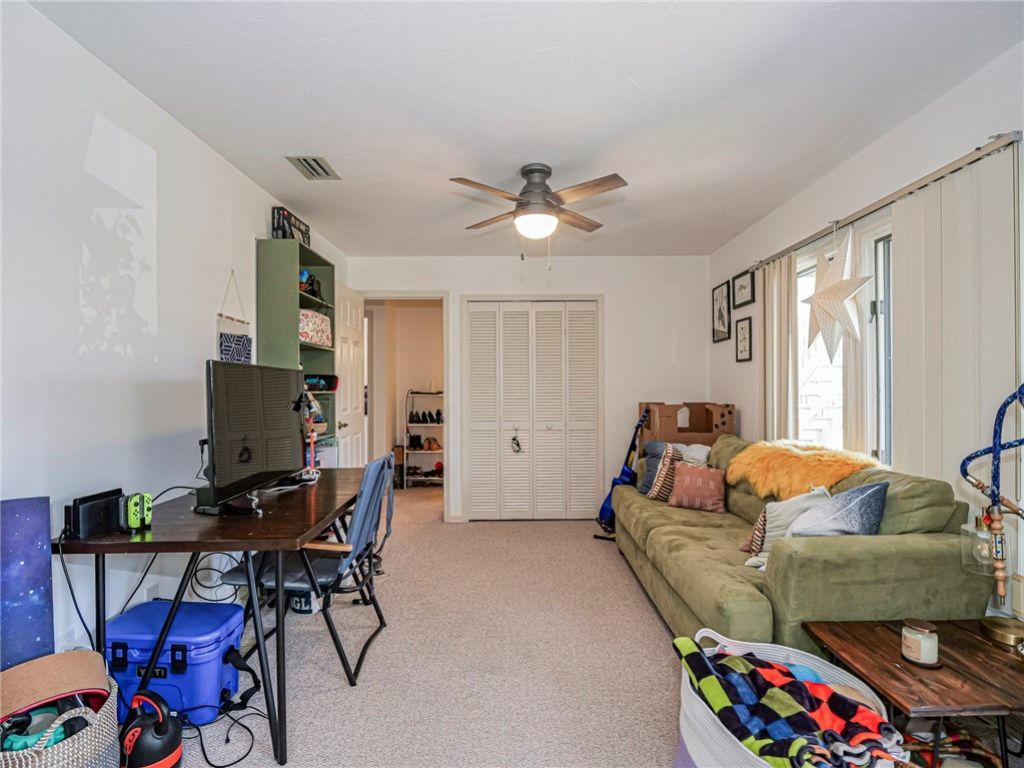 601 Centre Court Sw, Unit 101, Vero Beach, FL 32962 Photo