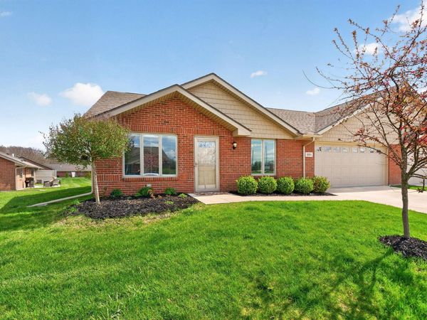 891 Autumn Chase Lane , Marysville, OH 43040