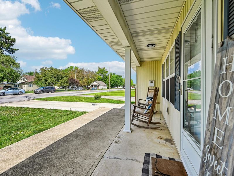 225 N Jefferson Avenue, Urbana, OH 43078 Photo 5