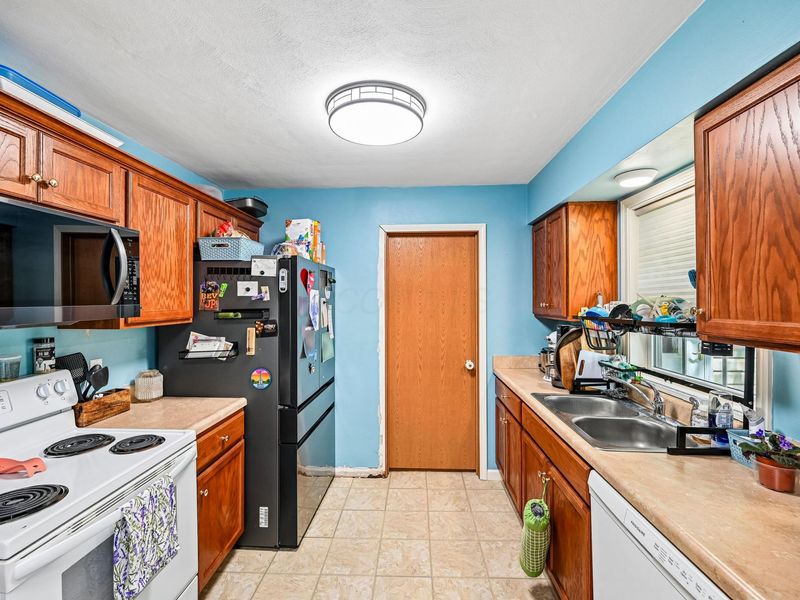 225 N Jefferson Avenue, Urbana, OH 43078 Photo 9